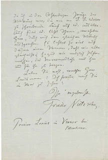 EL ANÁLISIS GRAFOLÓGICO DE NIETZSCHE ES COMPENSADO