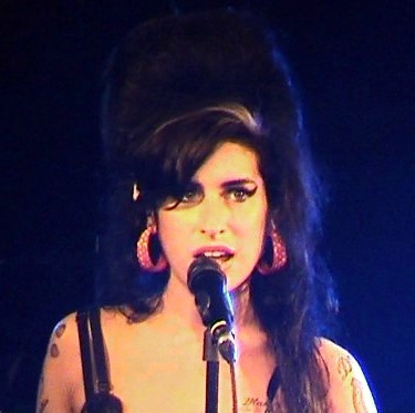 el análisis grafológico de Amy Winehouse es inquieto