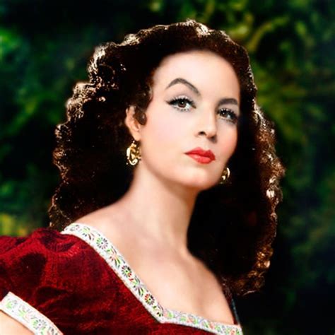 el análisis grafológico de María Félix es duro.